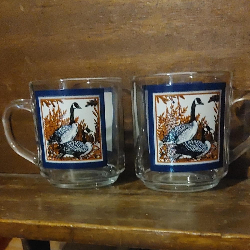 ✅$10 Add On Vintage Luminarc Mugs with Goose Design